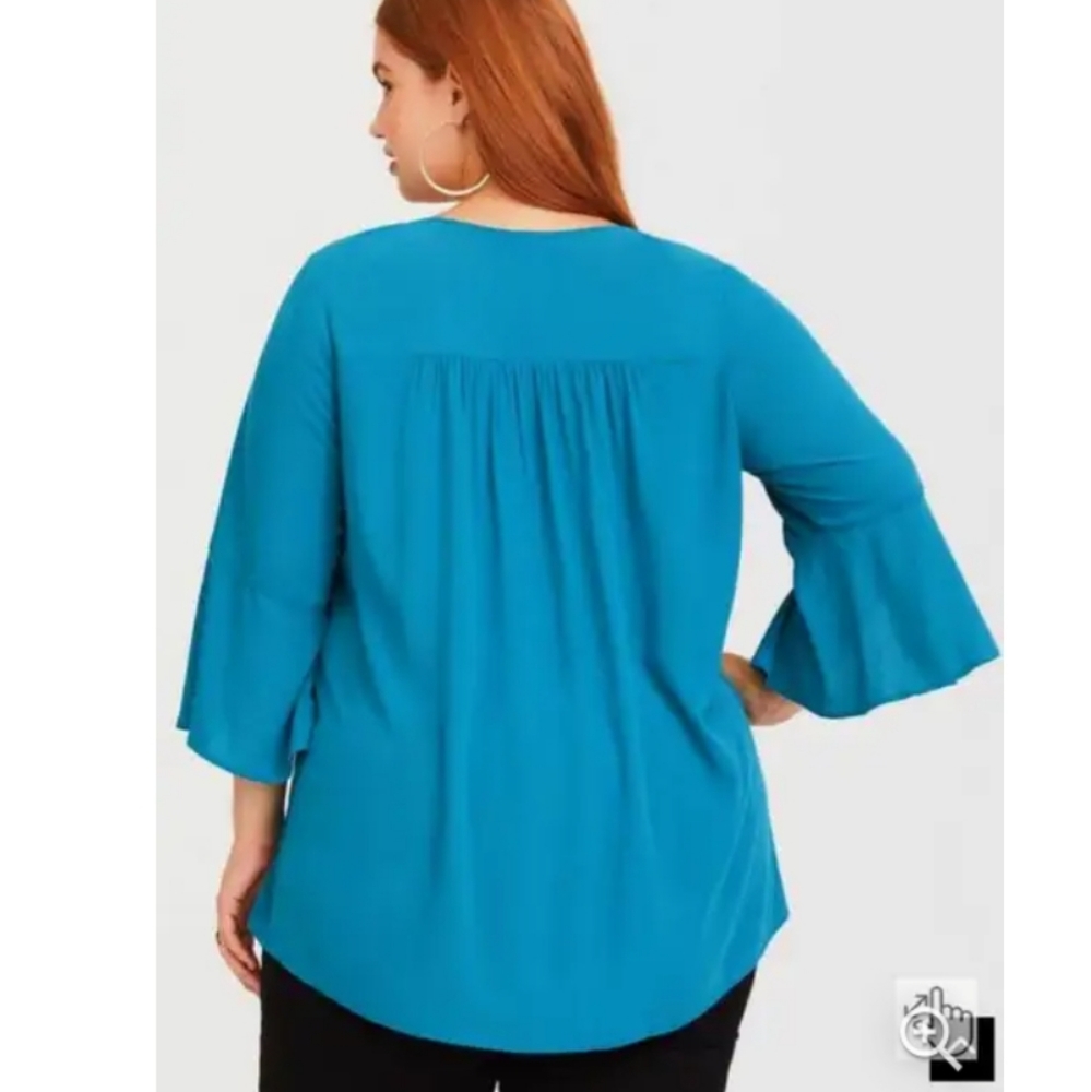 🔥 Torrid Teal Blouse - Picture 2 of 9